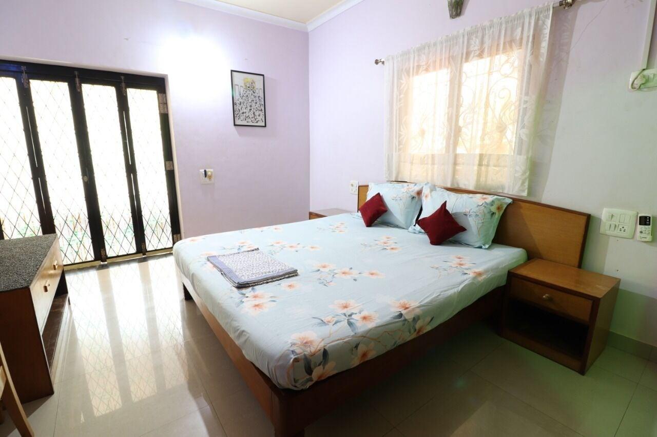 Mama Mids Home Morjim Exterior photo